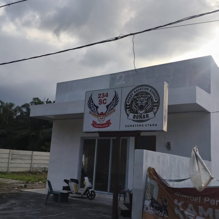 Parah! Bangunan Liar Marak di Jalan Adi Sucipto Medan