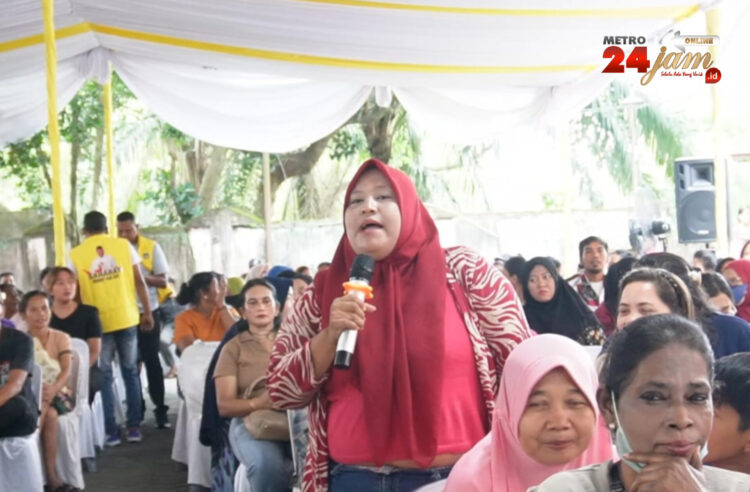 Lapor Dewan dan Tuntut Lurah Dicopot! Warga: Lurah Kami Mata Duitan