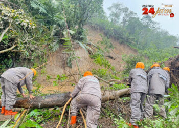 Brimob Polda Sumut Terobos Bencana! 2 Unit SAR Dikerahkan Tembus Banjir dan Longsor Tapanuli Tengah