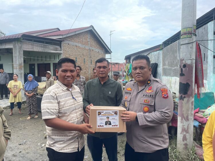 Mantan Kapolrestabes yang Kini Kapolda Maluku Irjen Dadang Hartanto Berikan Bantuan 1000 Paket Sembako ke Marelan