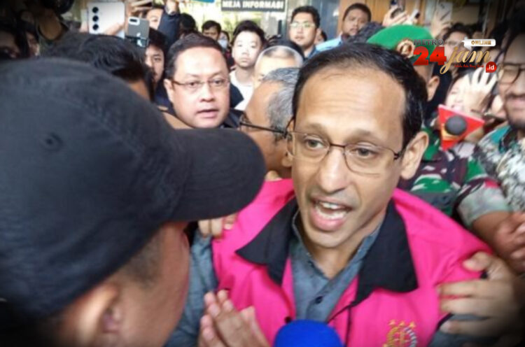 Waltah Kejaksaan Agung Halangi Wartawan Wawancara Nadiem Makarim