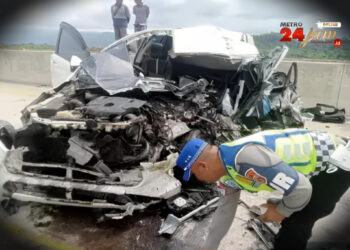 Kecelakaan Maut di Ruas Tol Sibanceh, Innova Reborn Remuk Hantam Pantat Truk Kontainer