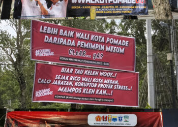 Perang Spanduk Terjadi di Medan! Pendukung Rico Bilang: Lebih Baik ‘Wali Kota Pomade’ daripada Pemimpin Mesum