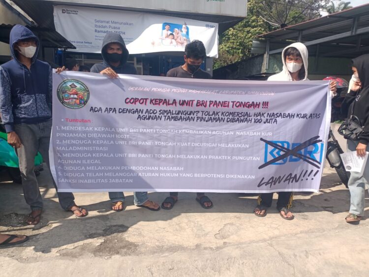 Kucurkan KUR di Bawah Rp100 Juta Pakai Agunan, Kepala BRI Unit Panei Tongah Didemo Mahasiswa
