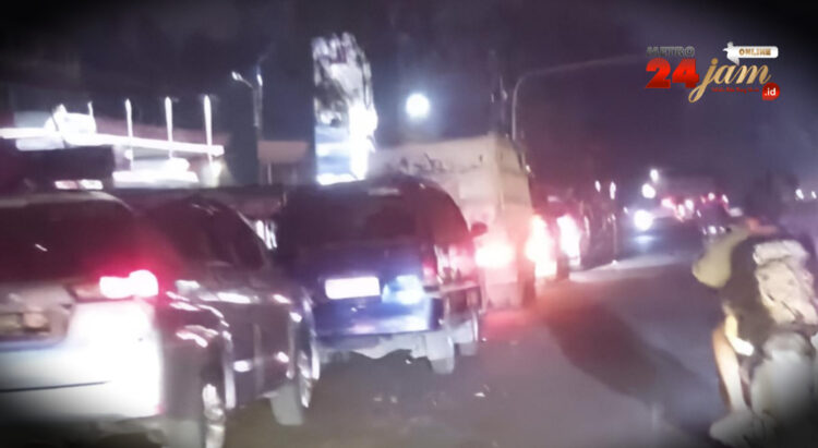 Warga Panik, Antrean BBM Mengular di Sejumlah SPBU