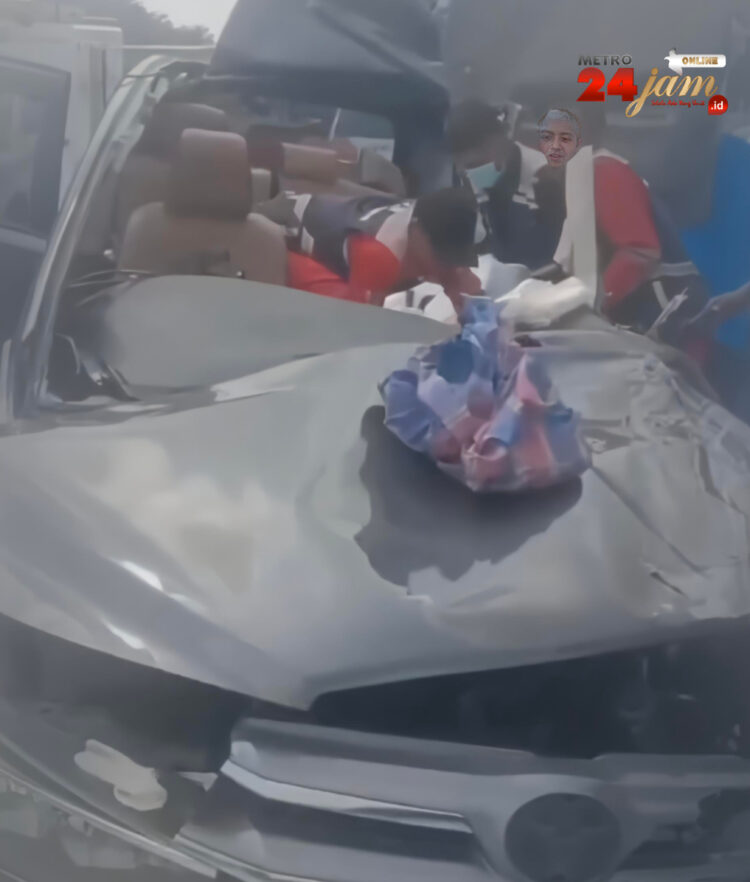 Kecelakaan Maut di Tol Indrapura, 4 Penumpang Innova Reborn Tewas di Tempat