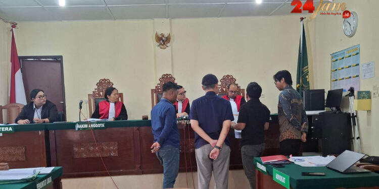 Sidang Vanthony Huang Lawan Telkom dan Telkomsel, Saksi dan Bukti yang Dihadirkan Malah Bikin Borok Telkomsel Terkuak
