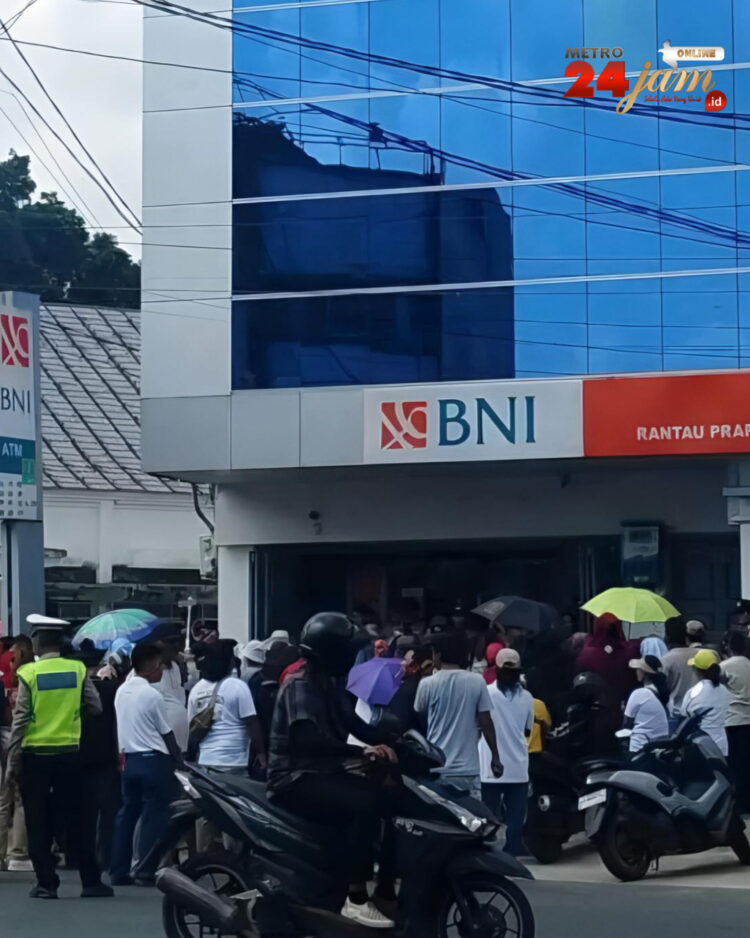 Jemaat Gereja Katholik Paroki Aek Nabara Geger, Dana Puluhan Miliar di Deposito BNI Bisa Raib