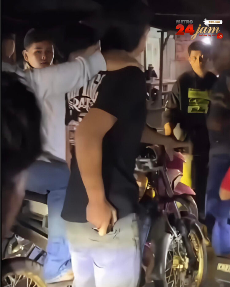 Heboh! Oknum Polisi Tenteng Pistol dan Ancam Remaja yang Sedang Rayakan Malam Takbiran di Paluta