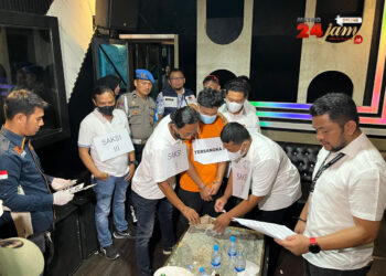 Dari Pra-Rekons Perdagangan Narkoba di Phantom KTV, Polisi dan Bea Cukai Temukan 7 Miras Bercukai Palsu