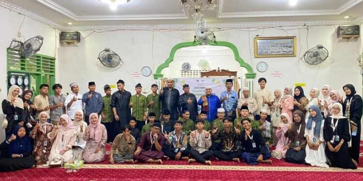 Semarak Maulid Nabi di Dusun Jati Mulyo, KKN UINSU Kelompok 15 dan Warga Sei Bamban Pererat Silaturahmi