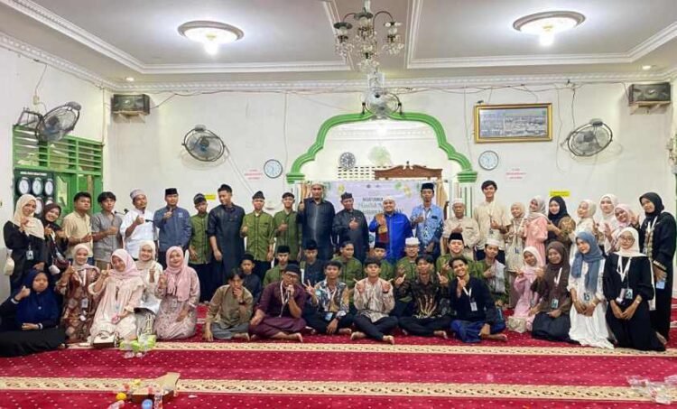 Semarak Maulid Nabi di Dusun Jati Mulyo, KKN UINSU Kelompok 15 dan Warga Sei Bamban Pererat Silaturahmi